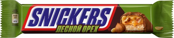 Батончик шоколадный Snickers с лесным орехом с жареным арахисом карамелью и нугой 81г